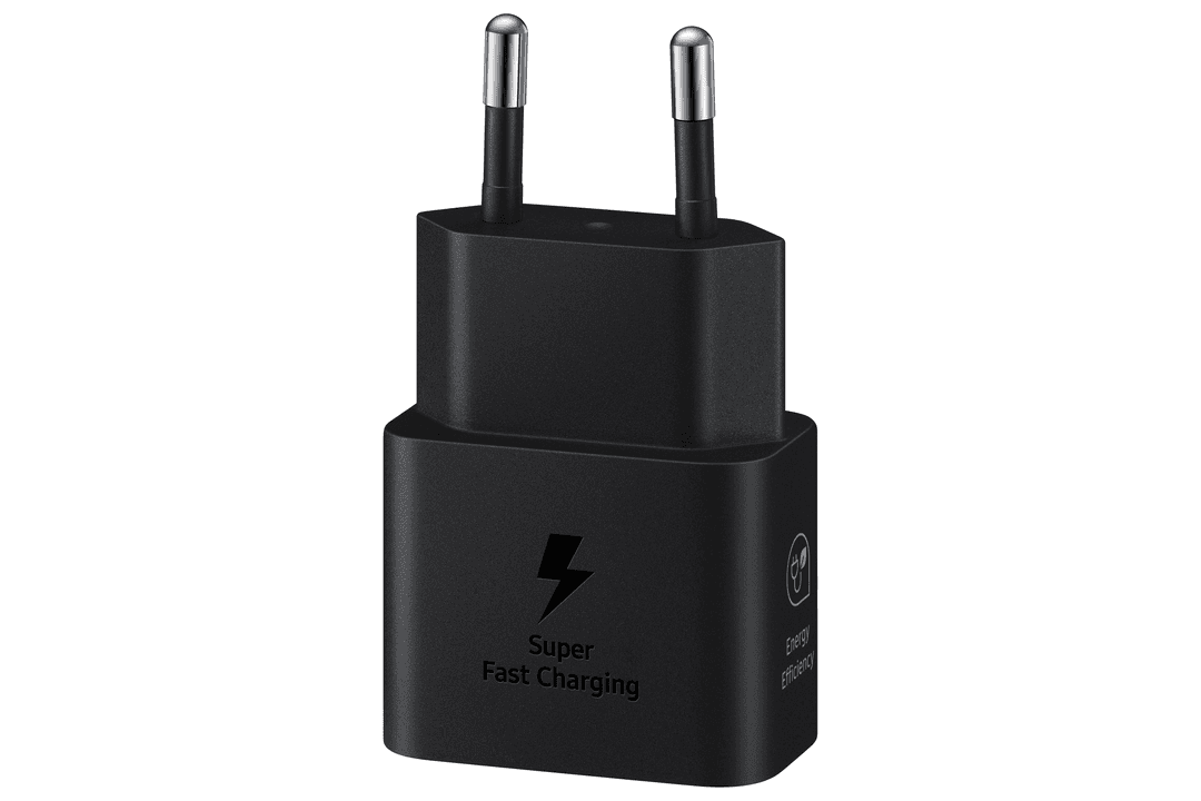 Schwarzer Samsung Super Fast Charging Adapter mit zwei silbernen Stiften und Blitz.