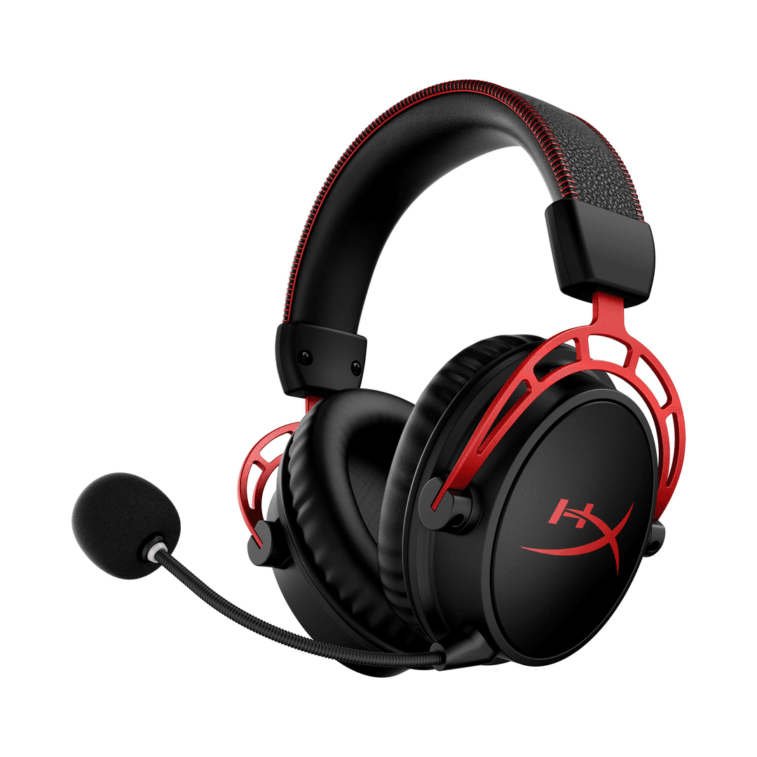 Schwarzes und rotes HyperX Gaming-Headset. Schwarzes Mikrofon. Weißer Hintergrund.