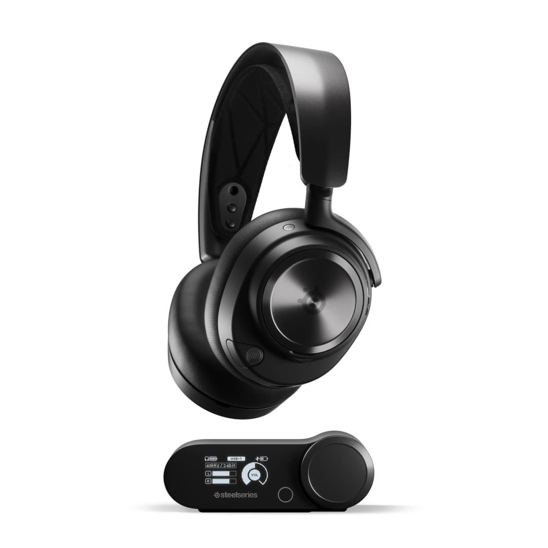 Schwarzes Steelseries-Headset und ein Bedienfeld. Das Panel hat ein Rad und einen Bildschirm.