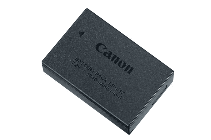 Canon Akku. Schwarzer rechteckiger Akku mit weißem Text. Weißer Hintergrund, Draufsicht.