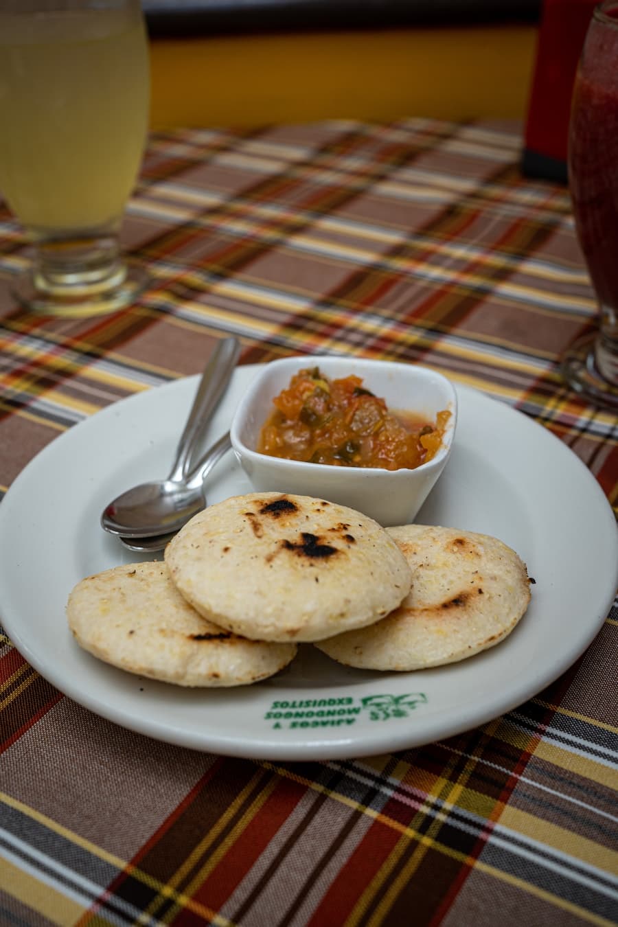 Avocado-Pabellón von Arepa Atelier