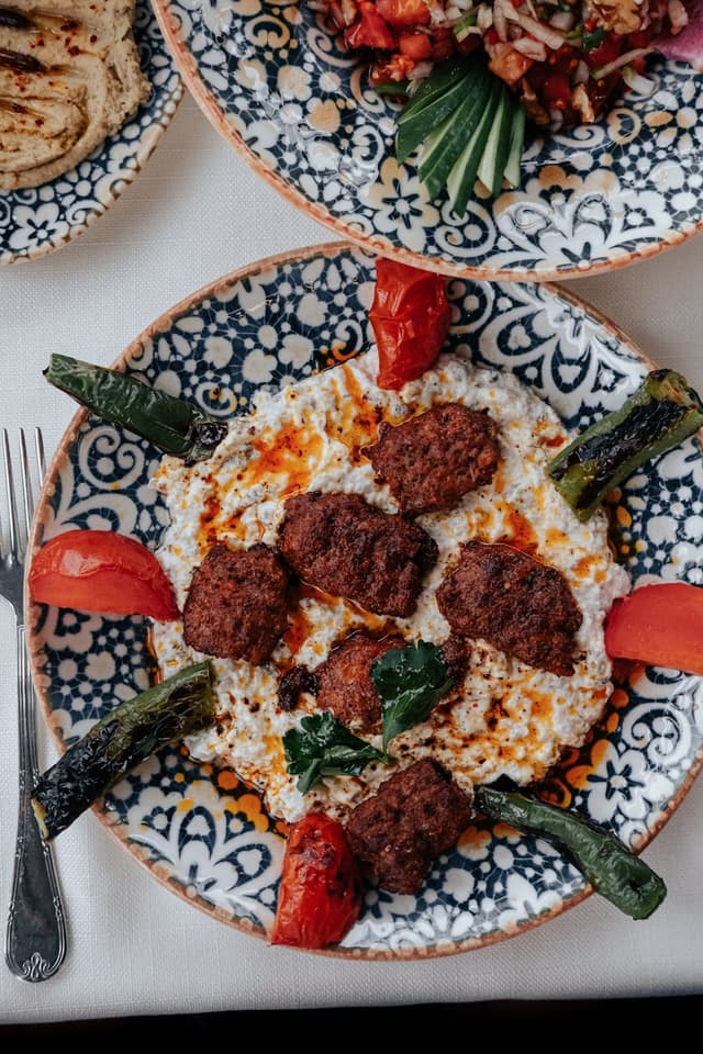 Pide mit Kräuterfeta de Istanbul Izgara